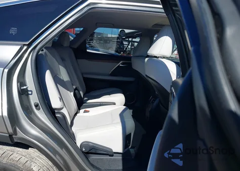 2021 Lexus Rx 350L z USA, uszkodzony, nr VIN JTJHZKEAXM2019927